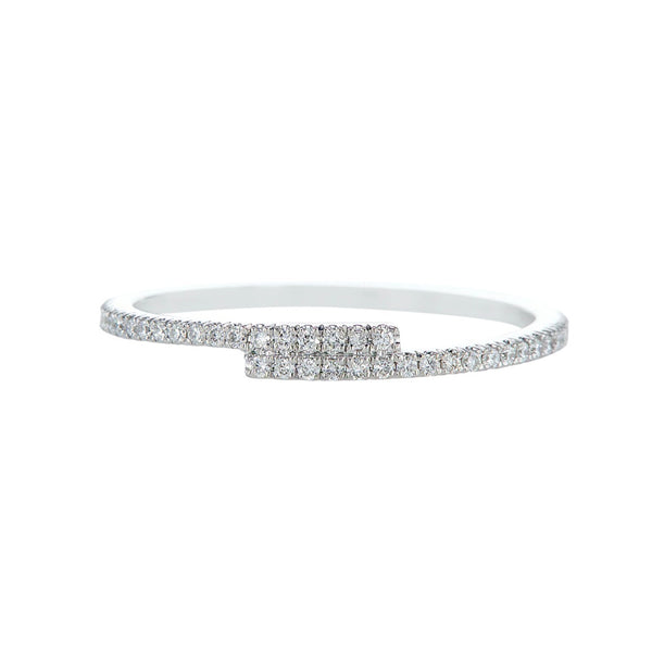 Touching Diamonds Pavé Band