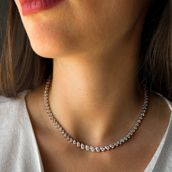 Gratuated Pear Cut Diamonds River Necklace