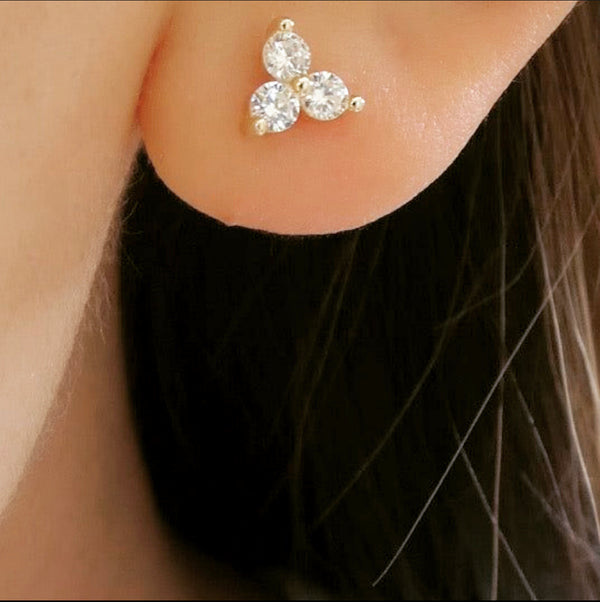 3 small round diamonds earrings