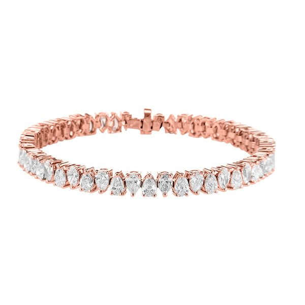 Pear Cut Diamonds Tennis Bracelet