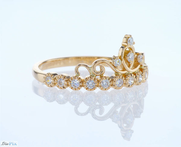 Crown diamond ring